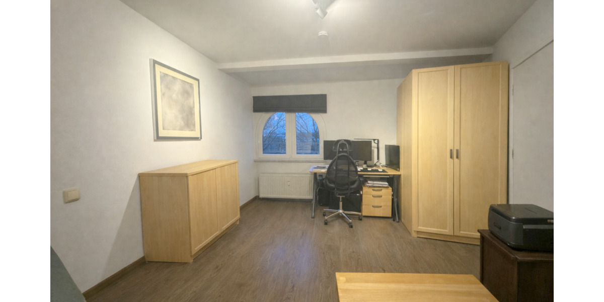Etagenwohnung Oberhausen Altstadt-Mitte - 3 Zimmer, 113 m&sup2;, 945&euro; | Angebot:25250361