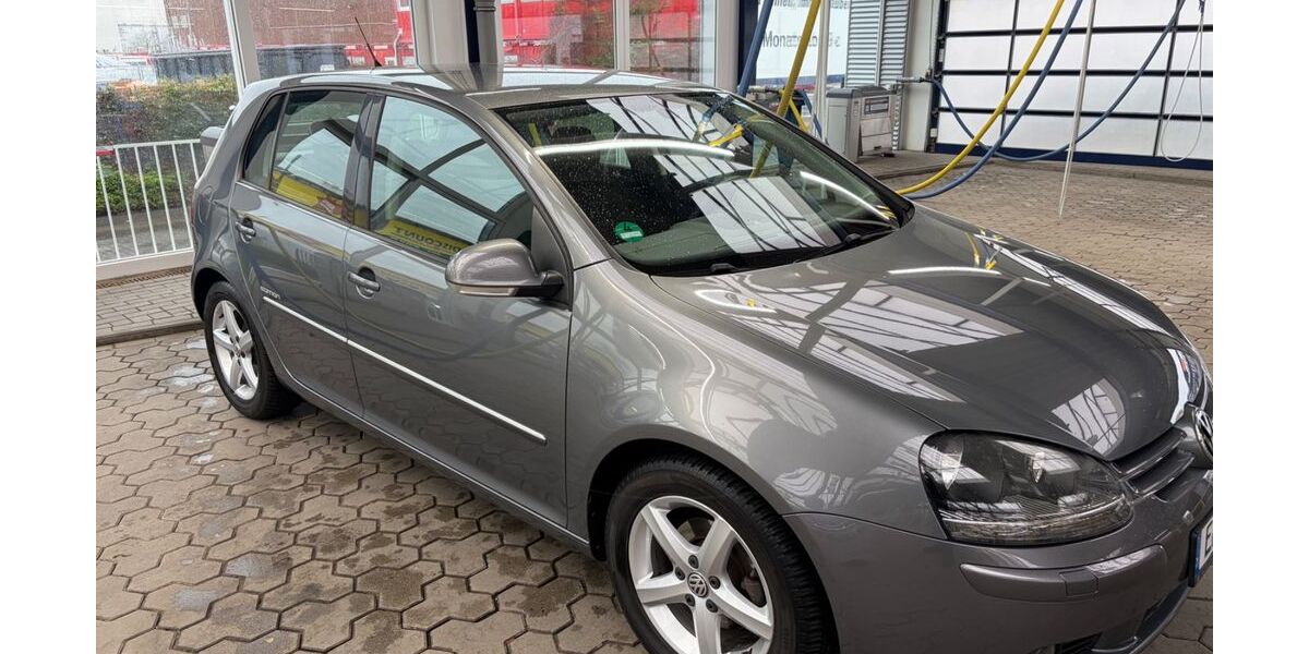 VW Golf 202.000 km 3.600 &euro; Essen 45356