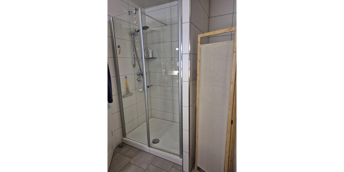 Gemüliche 2 Zimmer Dachgeschosswohnung mit 2 Balkonen in Voerde 2 zimmer