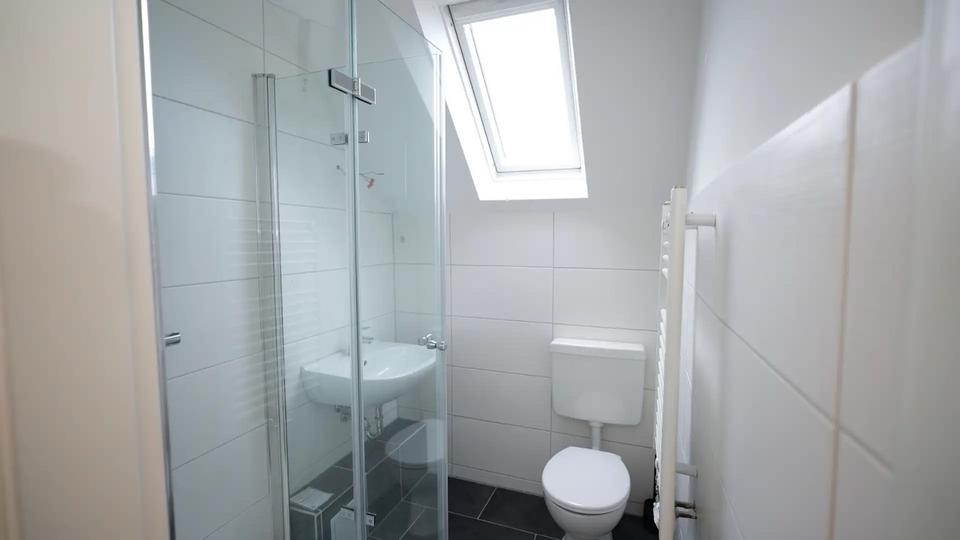 Dachgeschoßwohnung Hattingen - 1 Zimmer, 33 m&sup2;, 400&euro; | Angebot:26130716