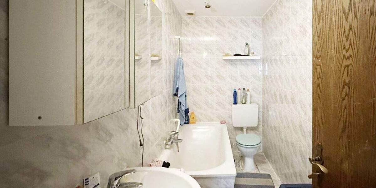 Großzügige 4 Zimmer Erdgeschoss-Wohnung 82 m² mit Terrasse in Essen-Kray 4 zimmer