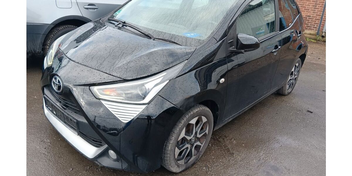 Toyota Aygo (X) 113.000 km 6.490 &euro; Dortmund 44269