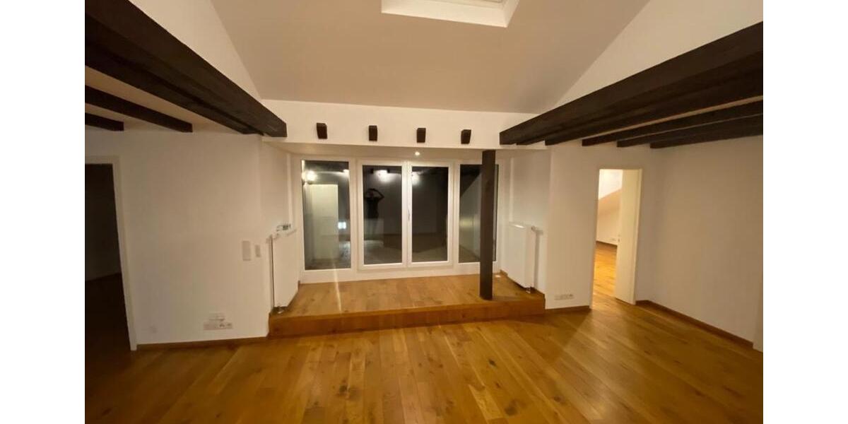 Maisonettenwohnung Wuppertal Gemarkung Barmen - 5 Zimmer, 140 m&sup2;, 1.600&euro; | Angebot:26323656