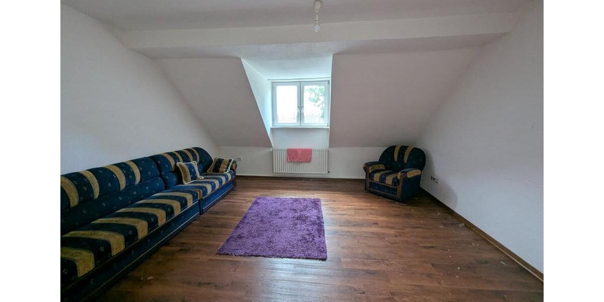 Preis Reduziert! Schöne 55 qm DG-Wohnung in GE Bulmke günstig. 2 zimmer