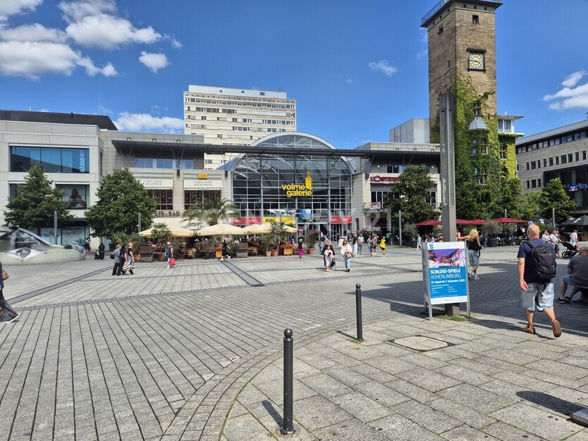 Ihr neuer Standort mit Potenzial – mitten im Geschehen 4 zimmer
