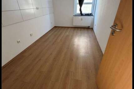 Wohnung Gelsenkirchen - 4 Zimmer, 72 m&sup2;, 575&euro; | Angebot:26365548