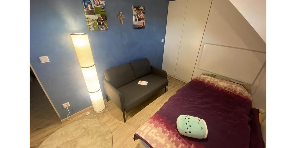 Doppelhaushälfte Duisburg Huckingen - 7 Zimmer, 120 m&sup2;, 599.000&euro; | Angebot:25580077