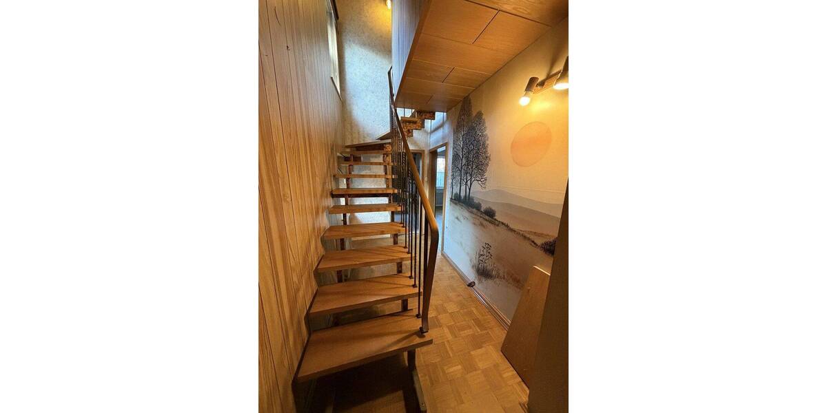 Einfamilienhaus Witten Mitte - 8 Zimmer, 213 m&sup2;, 369.000&euro; | Angebot:26908891
