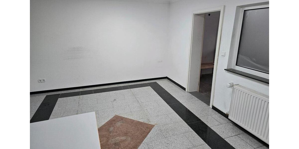 Halle Lager zu vermieten 198 m2 in Dortmund Kley Büro Starkstrom zimmer