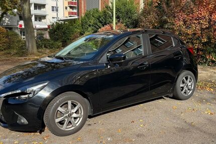 Mazda 2 81.700 km 11.000 € Essen 45138