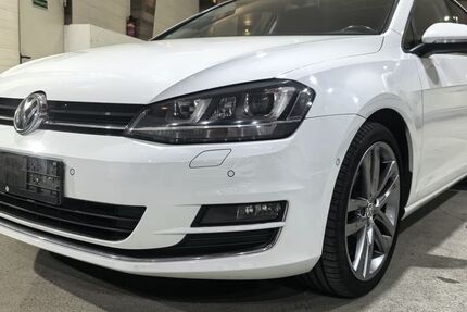 VW Golf 130.000 km 12.000 &euro; Voerde 46562