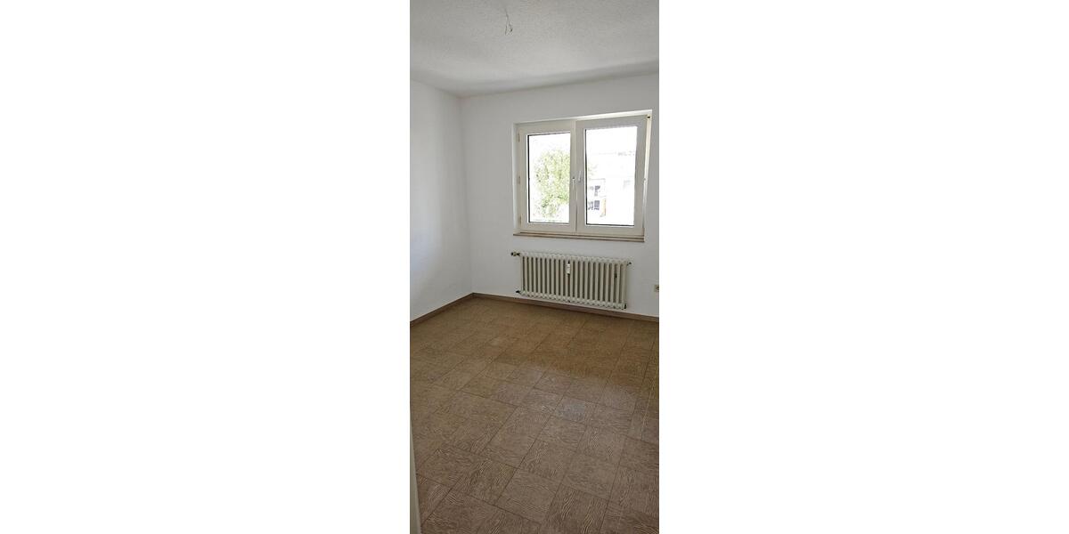 3 12 Raum DG-Wohnung in Gelsenkirchen-Erle mit Balkon 3.5 zimmer