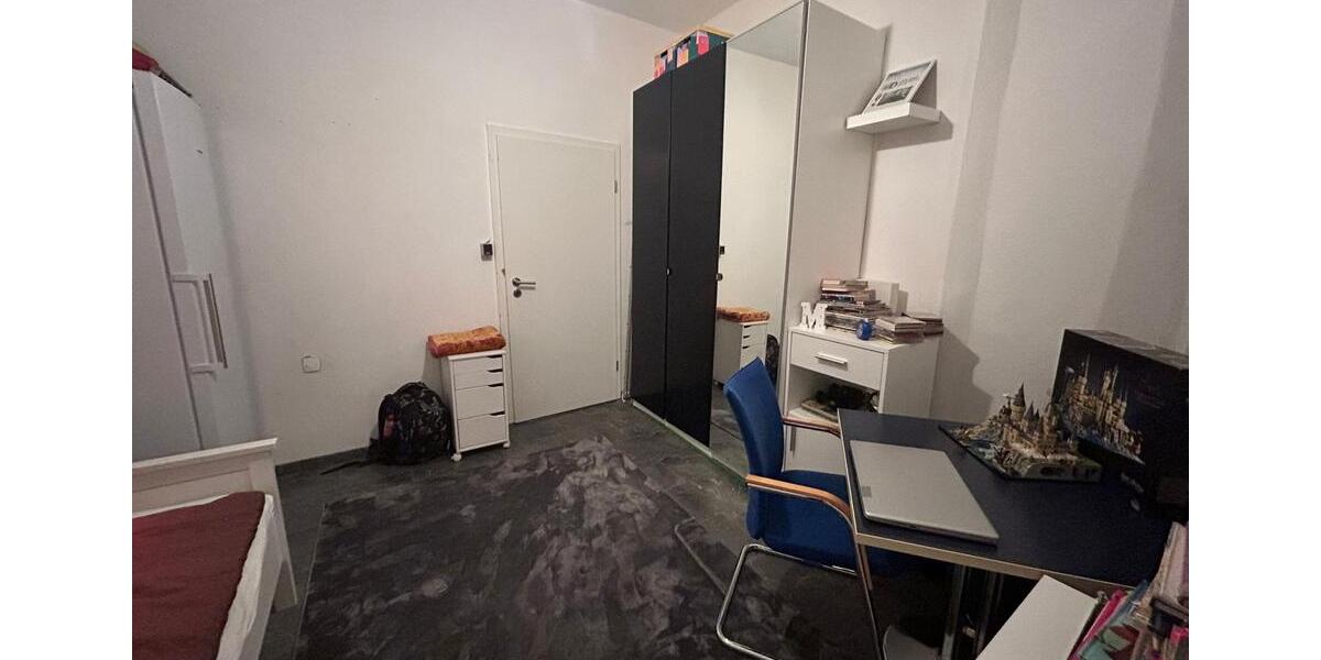 Etagenwohnung Duisburg Duisburg-Mitte - 4 Zimmer, 85 m&sup2;, 130.000&euro; | Angebot:26869302