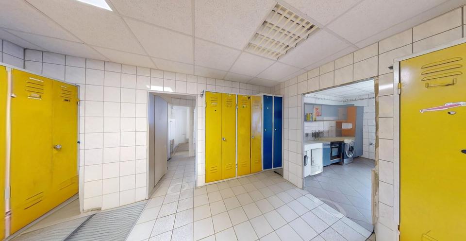 Einfamilienhaus Voerde (Niederrhein) - 14 Zimmer, 468 m&sup2;, 3.000&euro; | Angebot:22566047