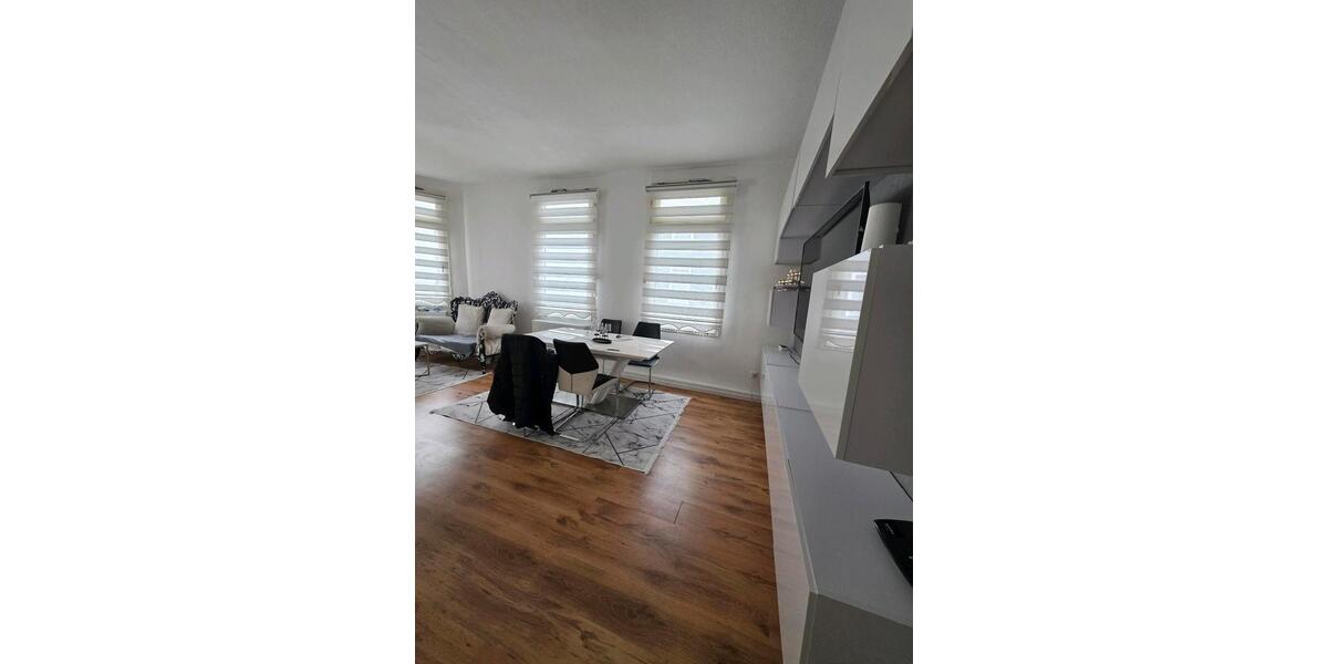 Etagenwohnung Wuppertal Gemarkung Langerfeld - 2 Zimmer, 67 m&sup2;, 82.000&euro; | Angebot:27146049