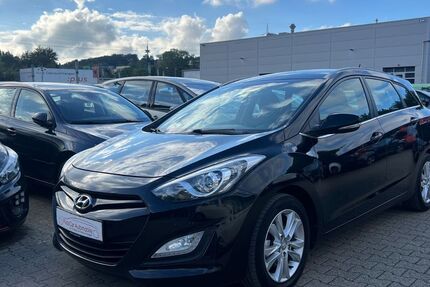 Hyundai i30 256.000 km 3.990 &euro; Wuppertal 42109