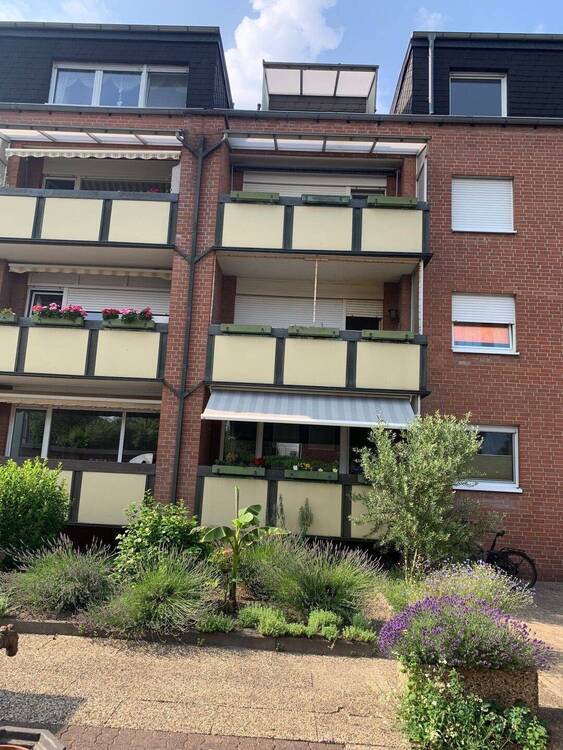 Preisschnäppchen 4-Zimmer-Wohnung mit Balkon in zentraler, grüner & bevorzugter Wohnlage in Dorsten Holsterhausen- Ideal für Familien & Paare !
