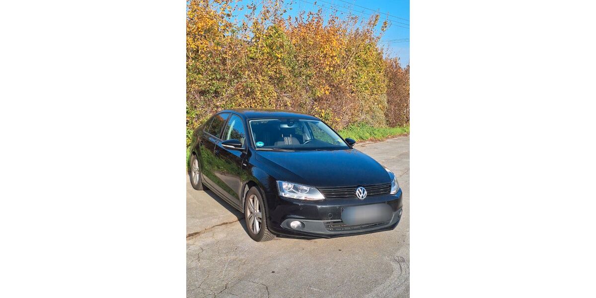 VW Jetta 120.200 km 6.850 € Hünxe 46569
