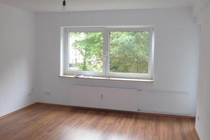 3-Zimmer-Wohnung in Herne Horsthausen mit Balkon, Boden und Tapeten zimmer