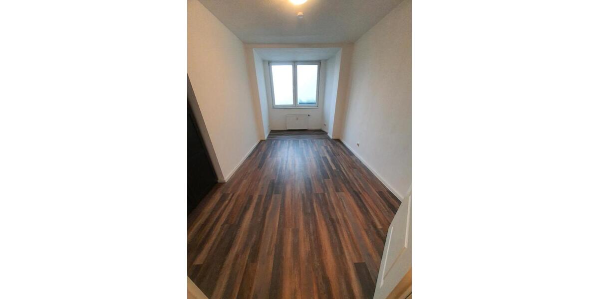 Etagenwohnung Essen Stadtbezirk III - 5 Zimmer, 134 m&sup2;, 1.480&euro; | Angebot:25407496