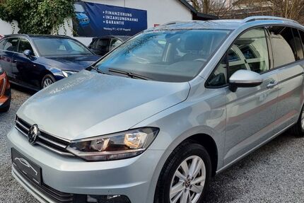 VW Touran 22.460 km 28.950 € Wuppertal 42109