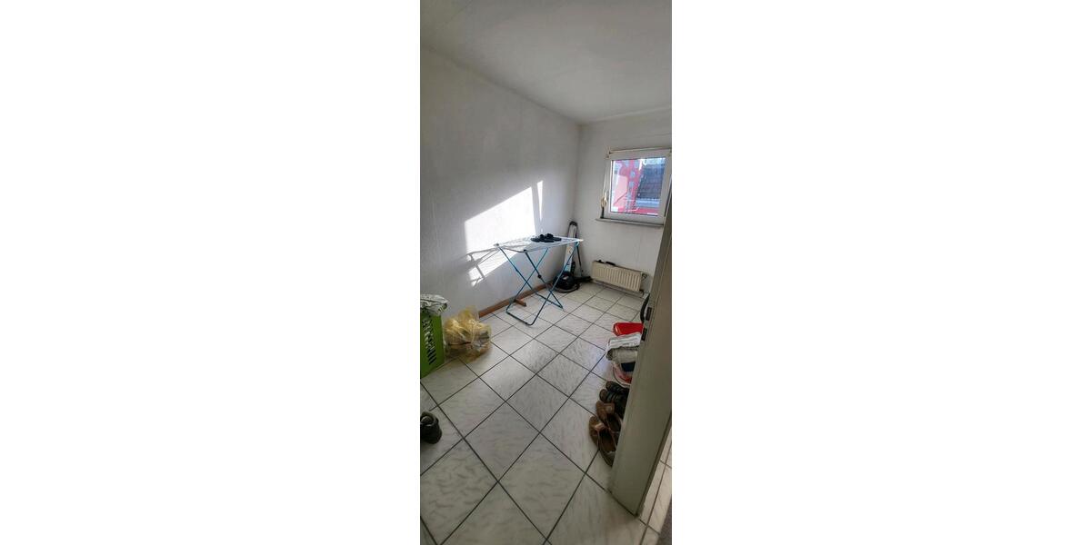 5 Zimmer Wohnung 85qm in Bochum-Weitmar zu vermieten 5 zimmer