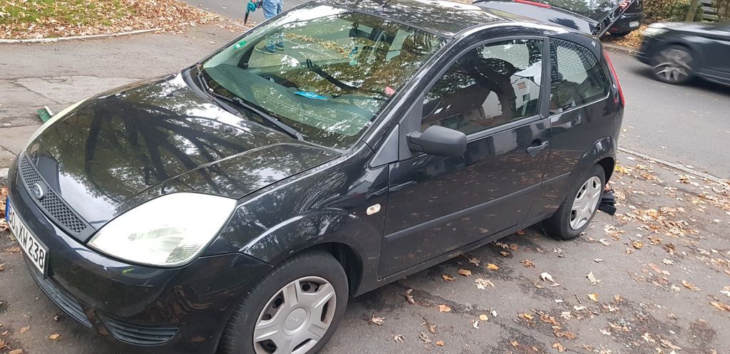 Ford Fiesta 240.000 km 1.500 € Bochum 44892