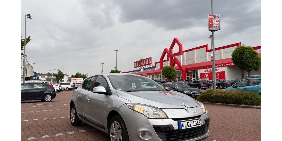 Renault Megane 109.300 km 3.600 &euro; Wuppertal 42287