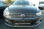VW Passat Variant R-Line 2.0 TDI DSG Leder Navi LED 135.000 km 20.900 &euro; Ratingen 40885