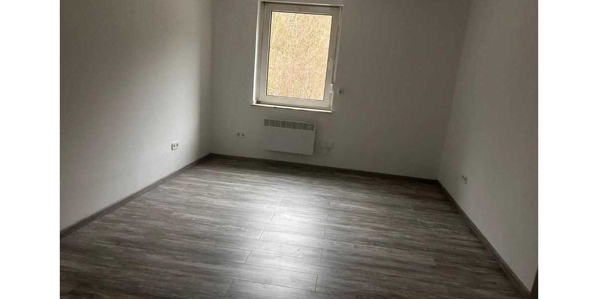 Etagenwohnung Gelsenkirchen Ückendorf - 1 Zimmer, 37 m&sup2;, 400&euro; | Angebot:25308358