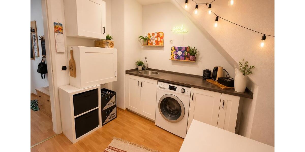 Dachgeschoßwohnung Essen Stadtbezirk IV - 2 Zimmer, 60 m&sup2;, 110.000&euro; | Angebot:26709023