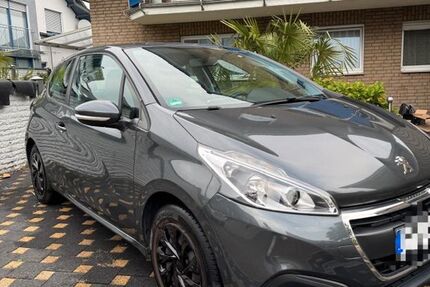 Peugeot 208 98.077 km 7.000 € Rheinberg 47495