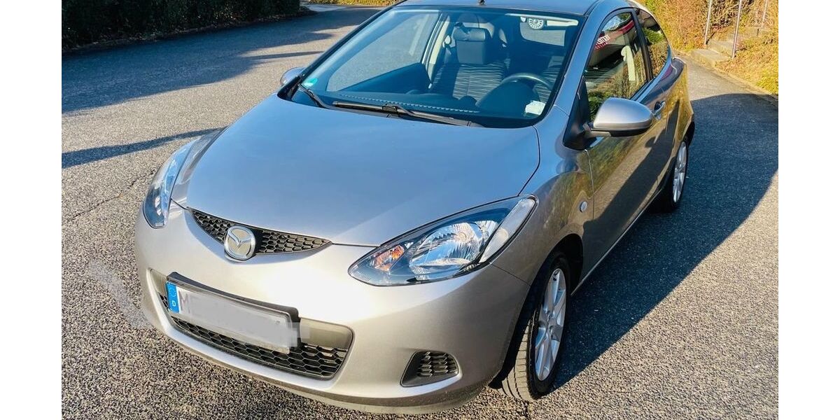 Mazda 2 89.000 km 3.700 &euro; Ratingen 40882