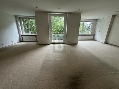CHARME DER VERGANGENHEIT TRIFFT INVESTITION
