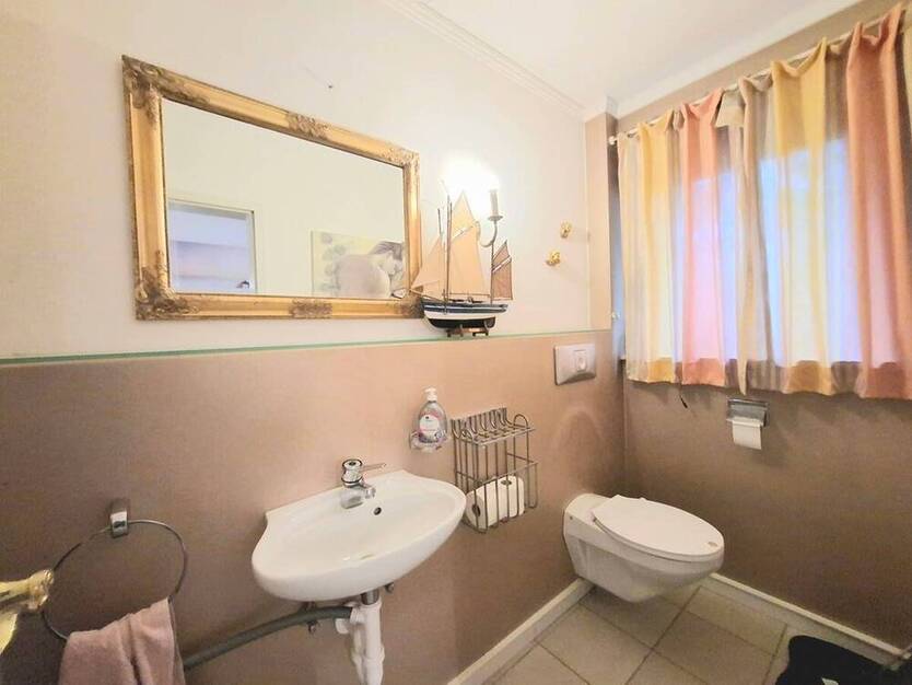 Etagenwohnung mit großer Südterrasse in gepflegten Zweiparteienhaus in Marl!