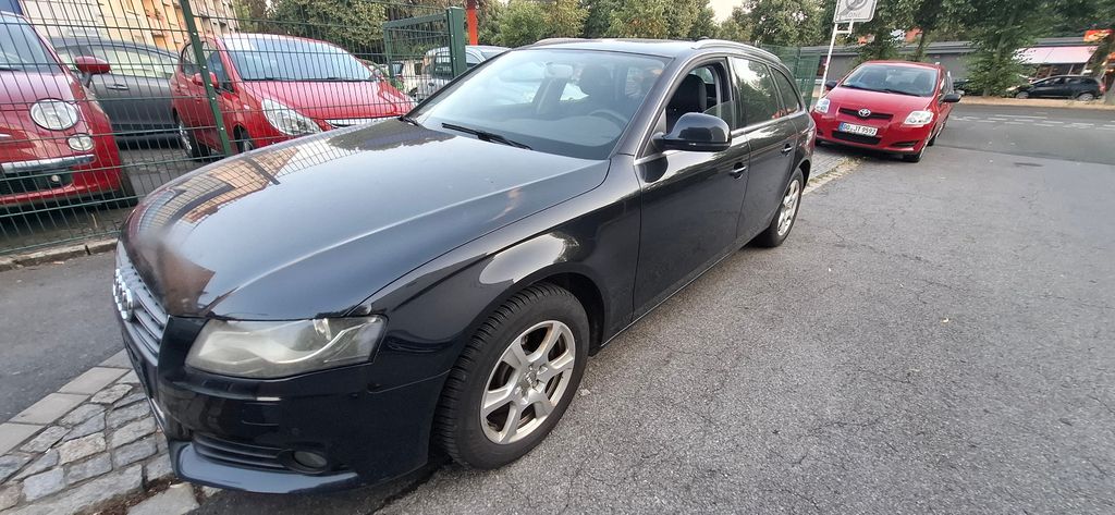 Audi A4 211.700 km 1.990 &euro; Dortmund 44339