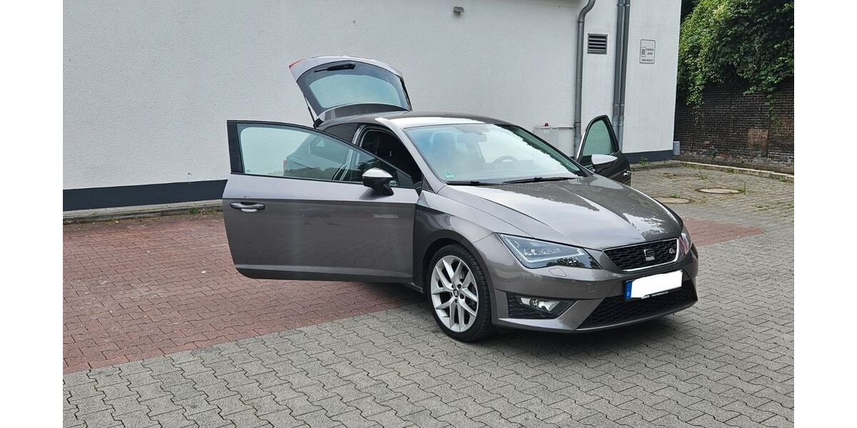 Seat Leon 158.064 km 8.500 &euro; Essen 45141