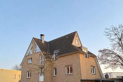 Wohnung Duisburg Angerhausen - 5 Zimmer, 140 m&sup2;, 1.680&euro; | Angebot:26423086