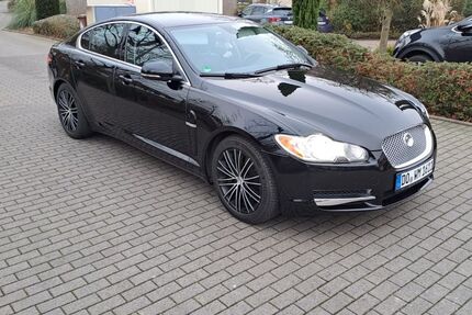 Jaguar XF 99.500 km 9.900 &euro; Dortmund 44265
