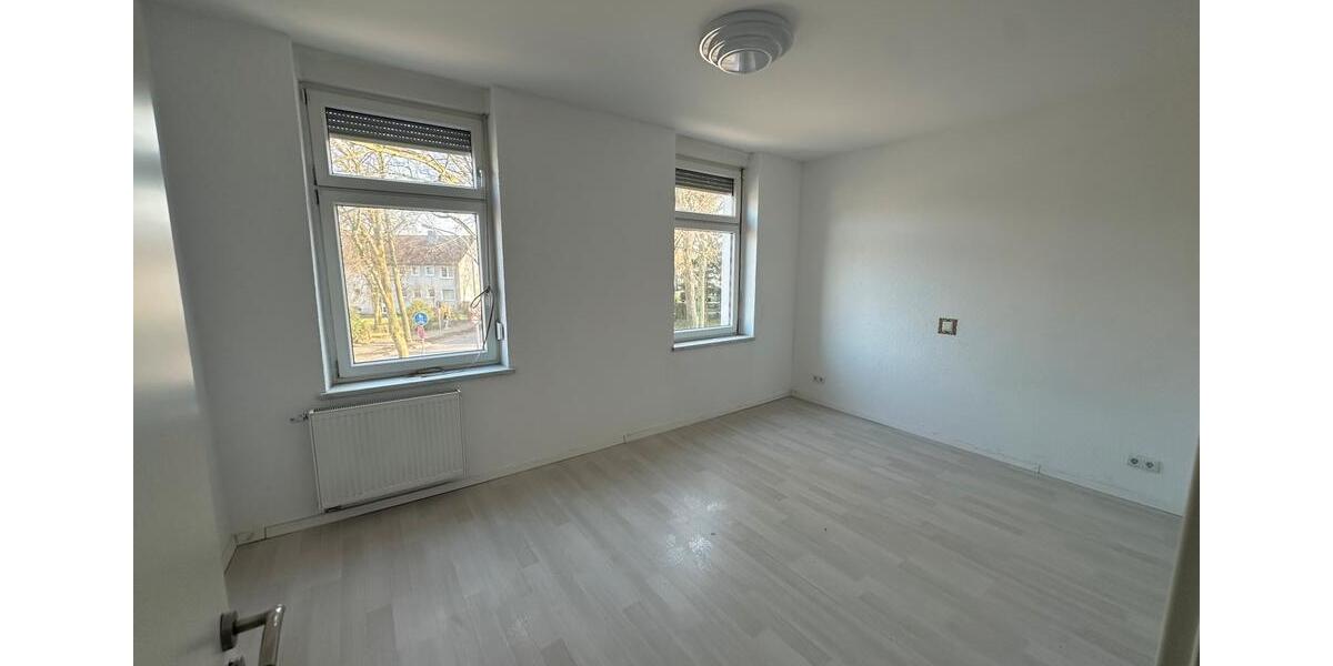 Etagenwohnung Gladbeck Brauck - 3.5 Zimmer, 90 m&sup2;, 950&euro; | Angebot:25382884