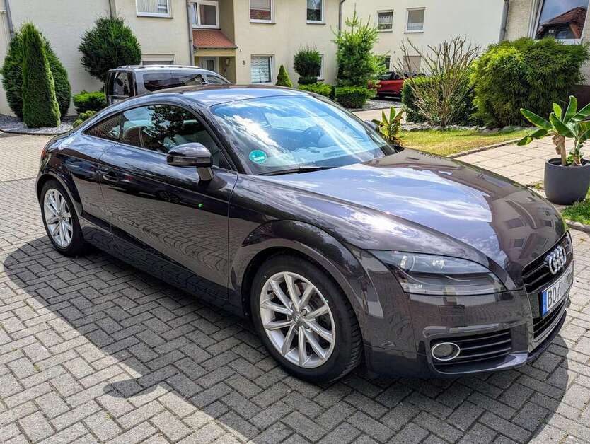 TT