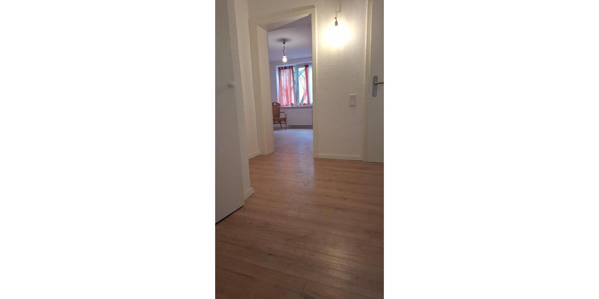 Etagenwohnung Duisburg Mittelmeiderich - 2 Zimmer, 52 m&sup2;, 680&euro; | Angebot:25616669