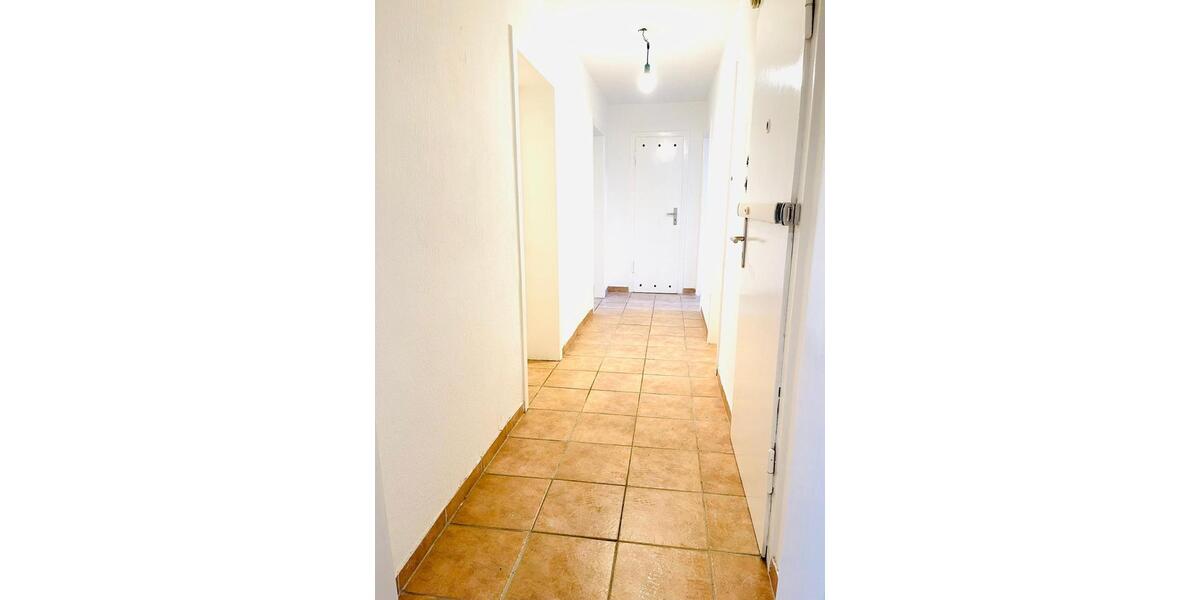 Dachgeschoßwohnung Essen Stadtbezirk III - 3 Zimmer, 72 m&sup2;, 799&euro; | Angebot:26374106