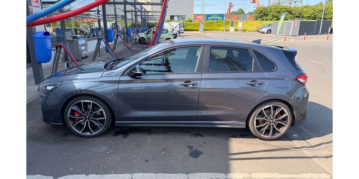 Hyundai i30 167.000 km 15.200 &euro; Mülheim an der Ruhr 45476