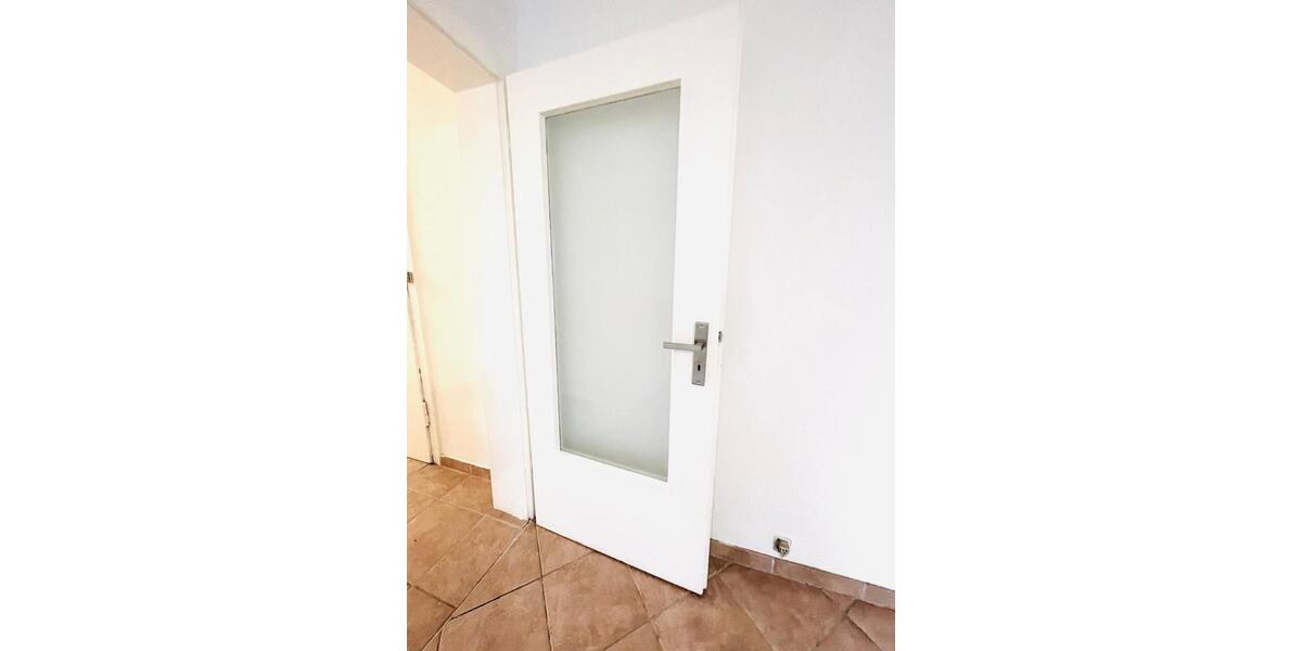 Dachgeschoßwohnung Essen Stadtbezirk III - 3 Zimmer, 72 m&sup2;, 799&euro; | Angebot:26374048