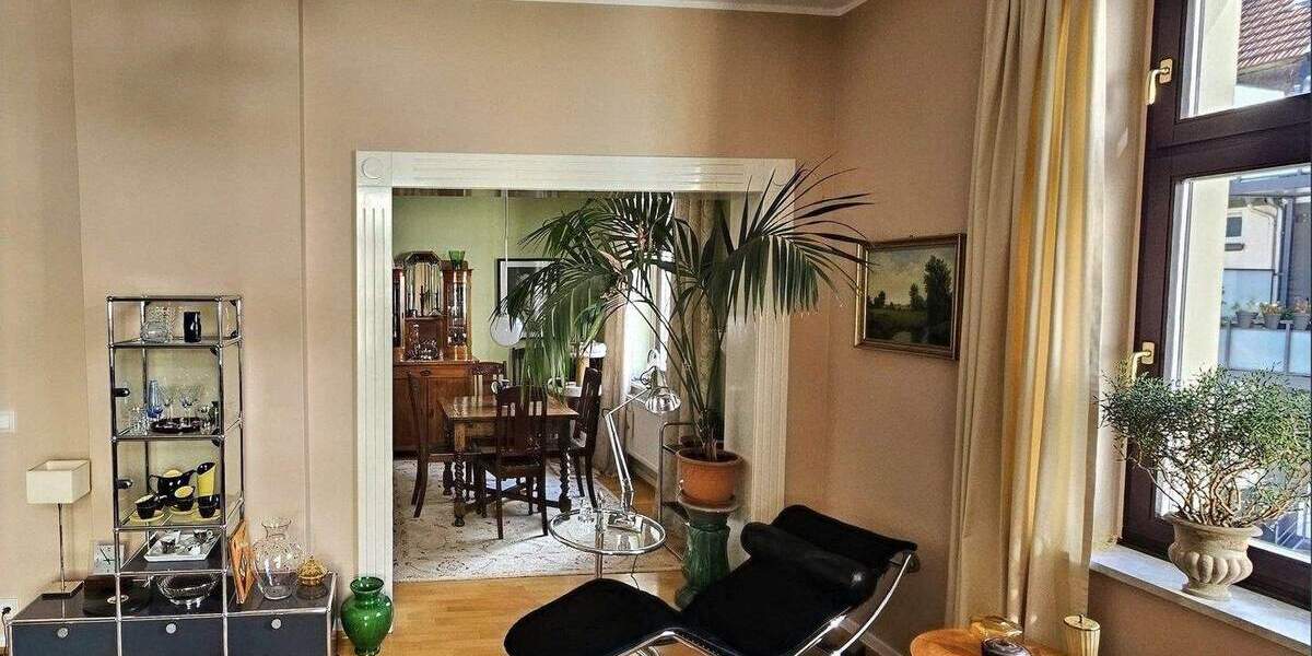 Etagenwohnung Essen Huttrop - 3 Zimmer, 87 m&sup2;, 250.000&euro; | Angebot:25631079