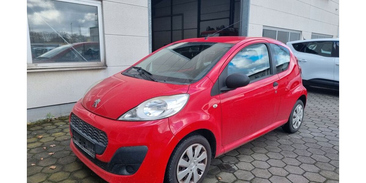 Peugeot 107 104.000 km 2.599 &euro; Dinslaken 46539