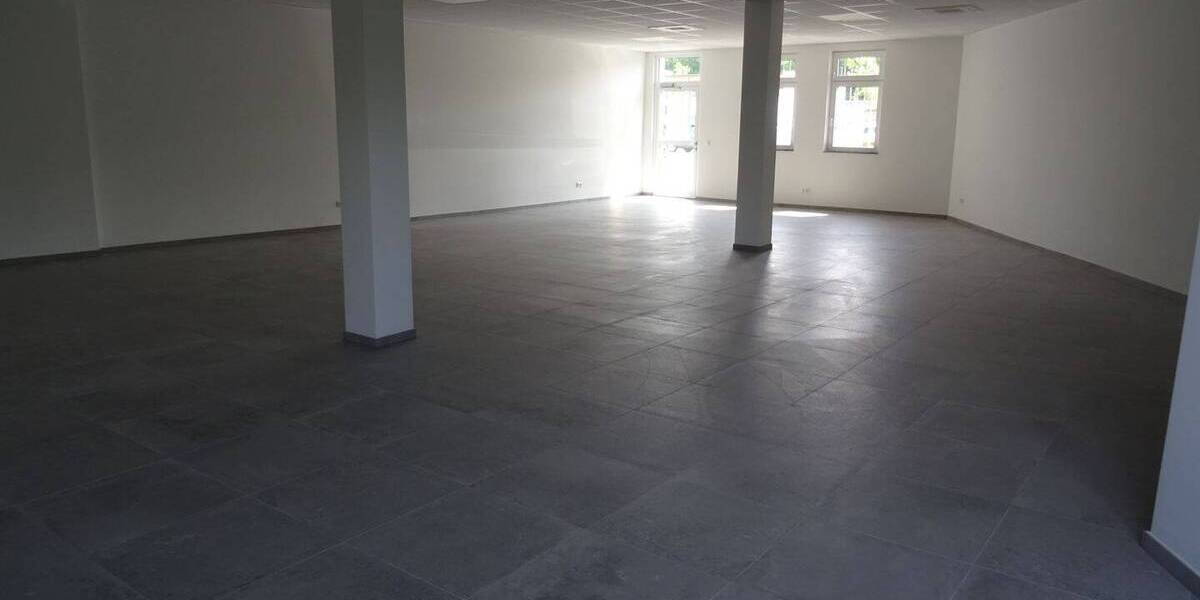 Gewerbeobjekt Essen Kray - 2.200&euro; | Angebot:26417184
