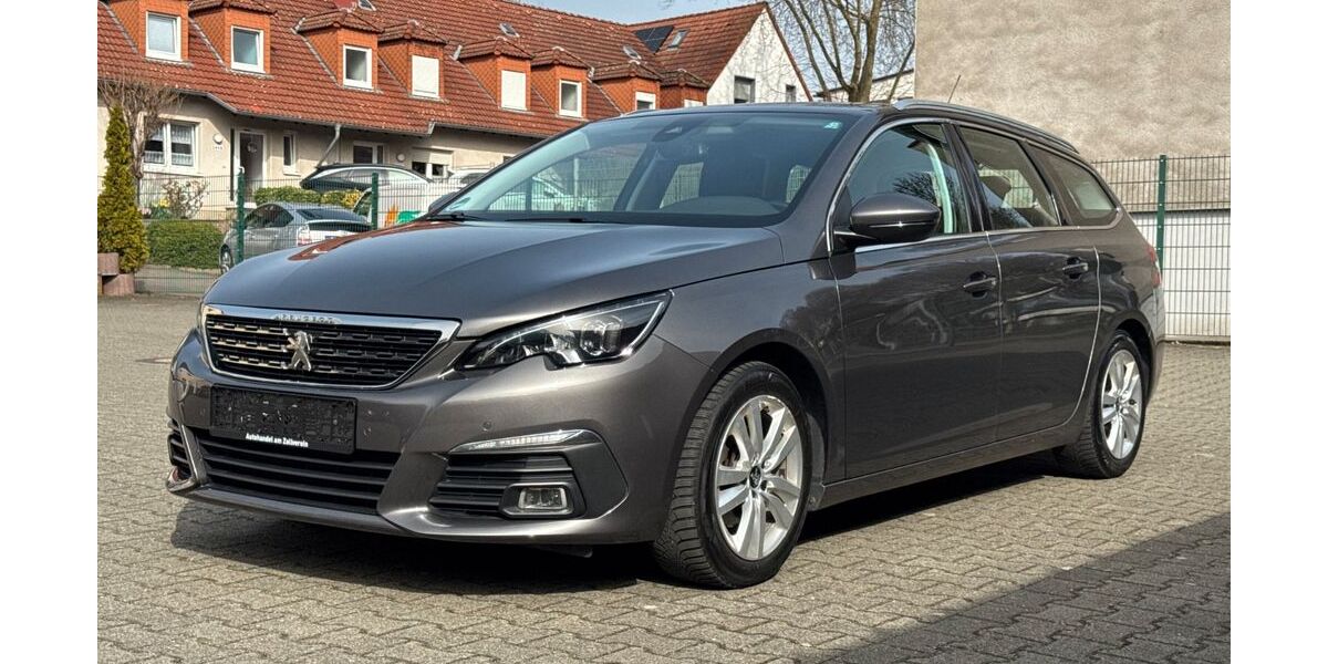 Peugeot 308 124.300 km 9.950 &euro; Essen 45327
