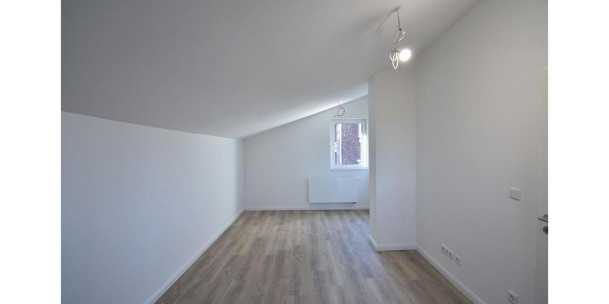Einfamilienhaus Velbert Langenberg - 3 Zimmer, 101 m&sup2;, 1.190&euro; | Angebot:25376630